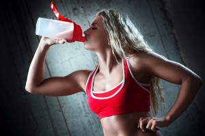 Woman-drinking-protein-shake